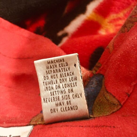 CHICO'S Red Faux Suede Chinese Scene Long Sleeve Blouse Jacket Sz 1 or Small - Picture 8 of 8